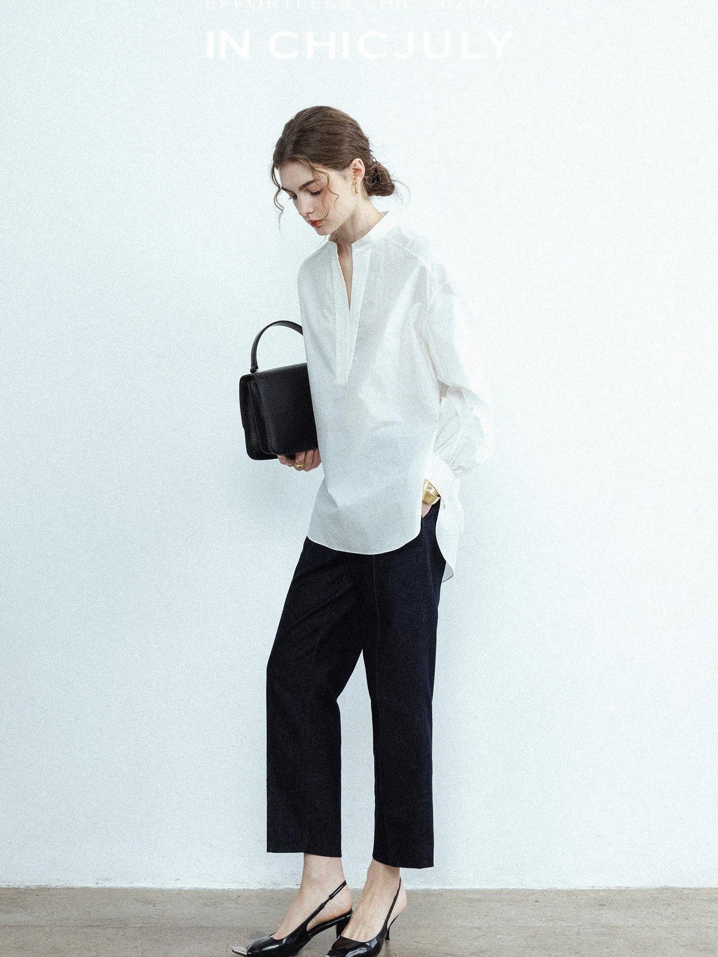 chicjuly Sleek V-neck Minimalist Workwear Women's Pure Cotton Loose Fit Shirts