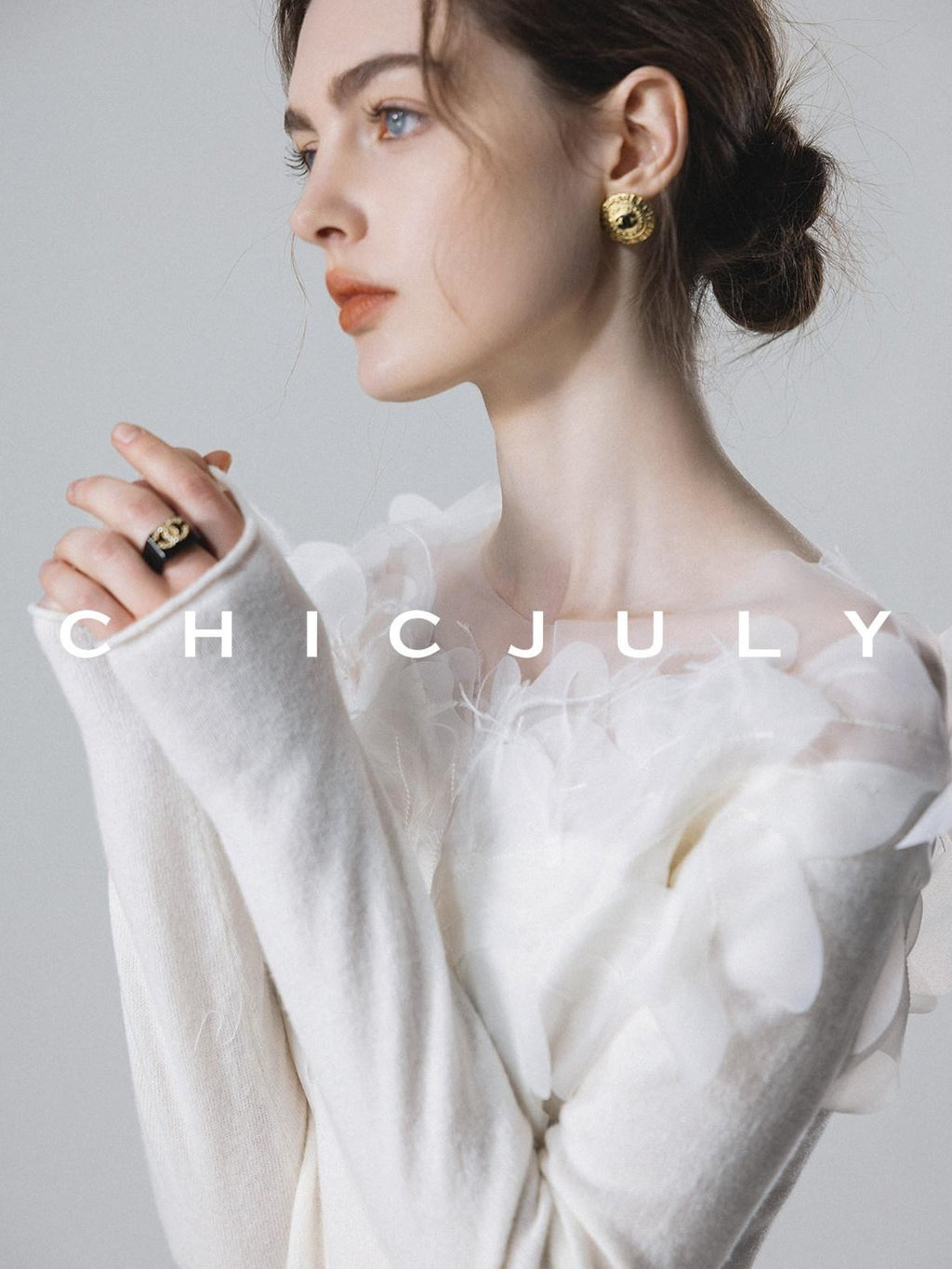 chicjuly Swan Neck Hand Embroidered 3d Floral Mesh Women's Wool Blouses