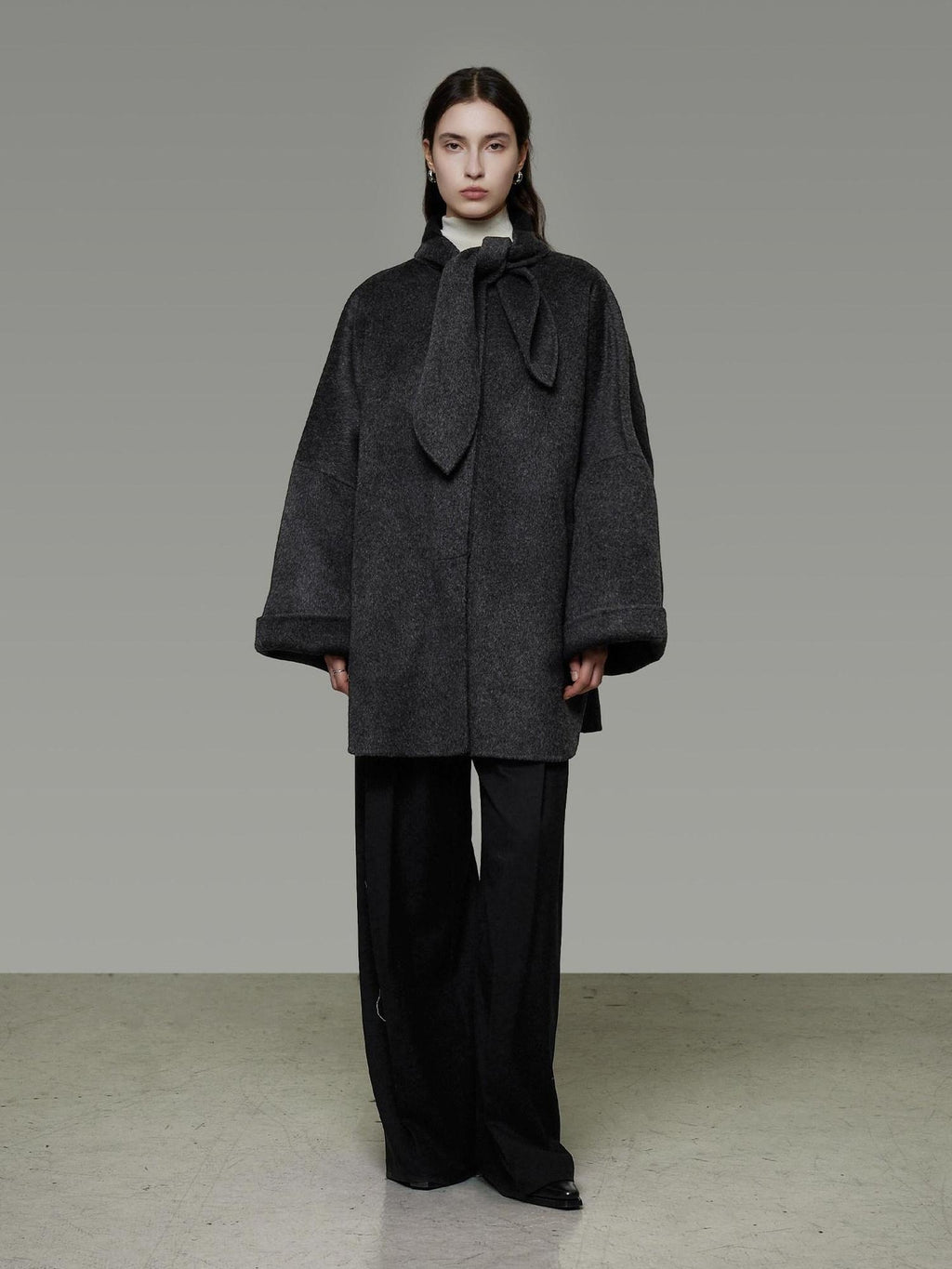 unspoken 100% Sheep Wool Relaxed Fit 3D Tailoring Commuter Women Deep Gray Wool Coats