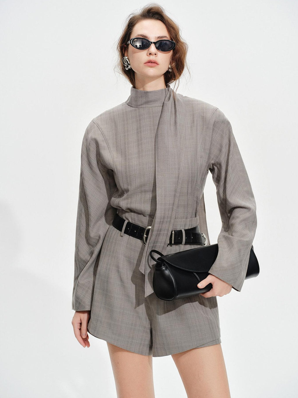 audreyyang Non Deforming Loose Plaid High Neck Long Sleeve Women Grey Top & Shorts Sets