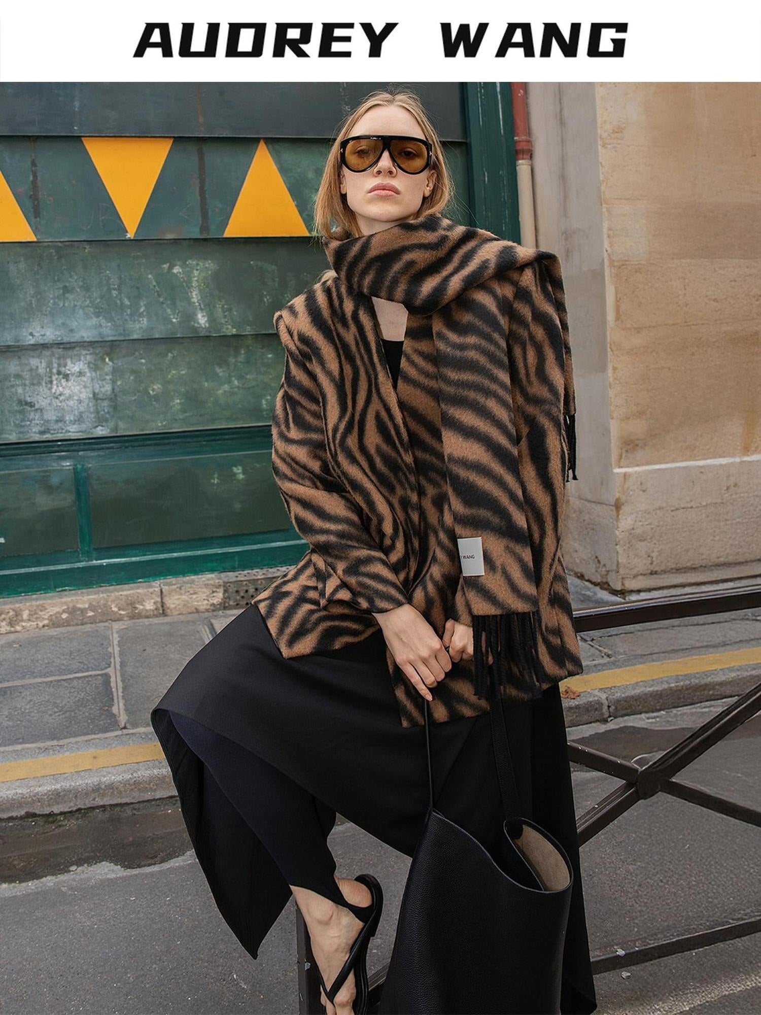 audreyyang Wool Blend Fringe Relaxed Double Breasted Women Zebra Print Blazers