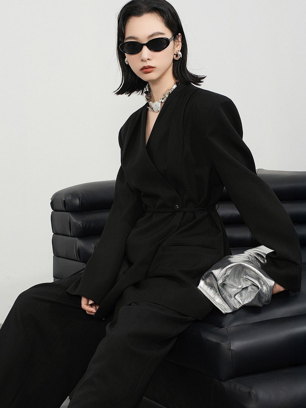 audreyyang Pleated Structured Loose Fit Double Breasted Mid Length Women Office Blazers