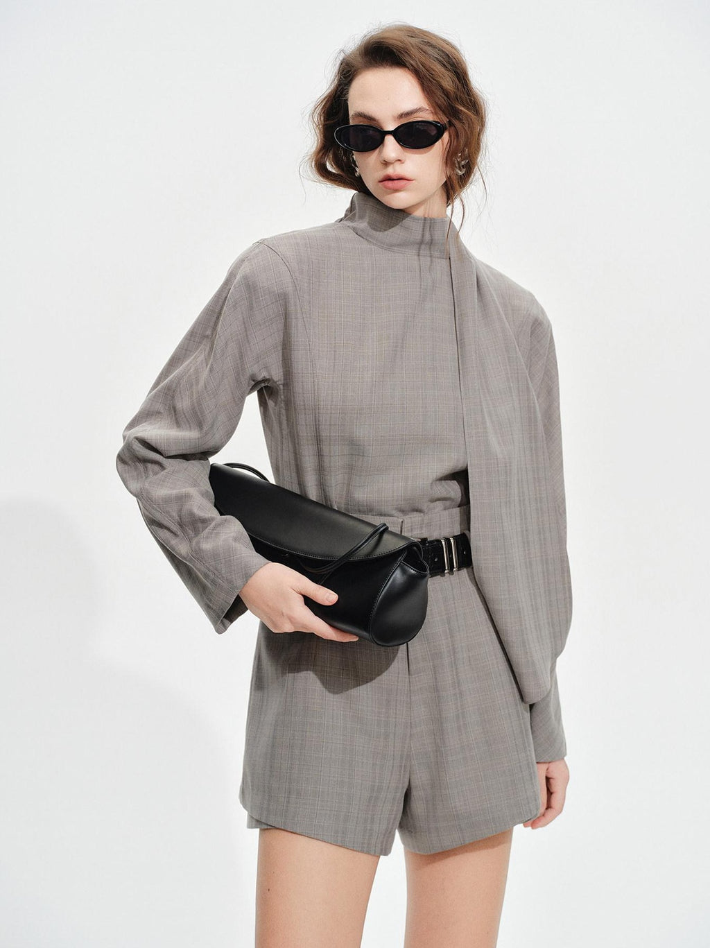 audreyyang Non Deforming Loose Plaid High Neck Long Sleeve Women Grey Top & Shorts Sets