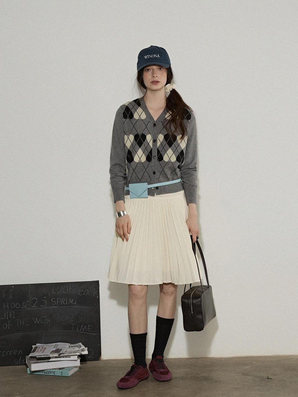 Lofi choose Acrylic Blend Colorblock Relaxed Fit Office Women Heart Buttoned Gray Cardigans
