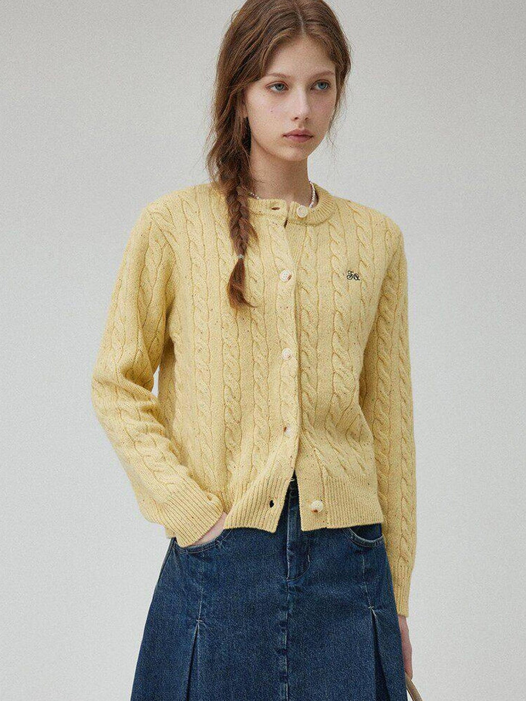 fano Pure Lambswool Minimal Commuter Low Round Neck Button Knitwear Women Cardigans