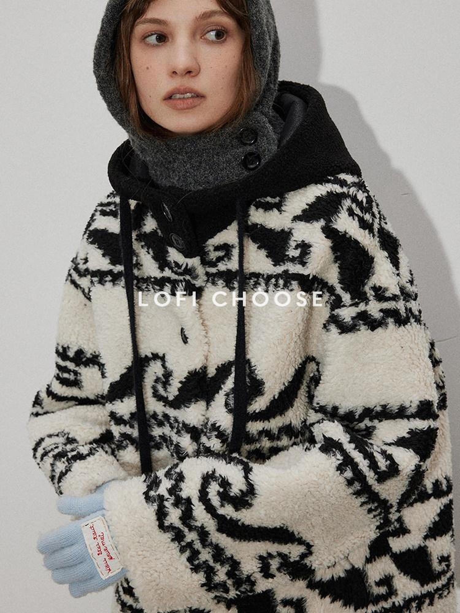 Lofi choose Thick Hooded Pocket Loose Fit Commuter Knit Button Front Women Beige Cardigans