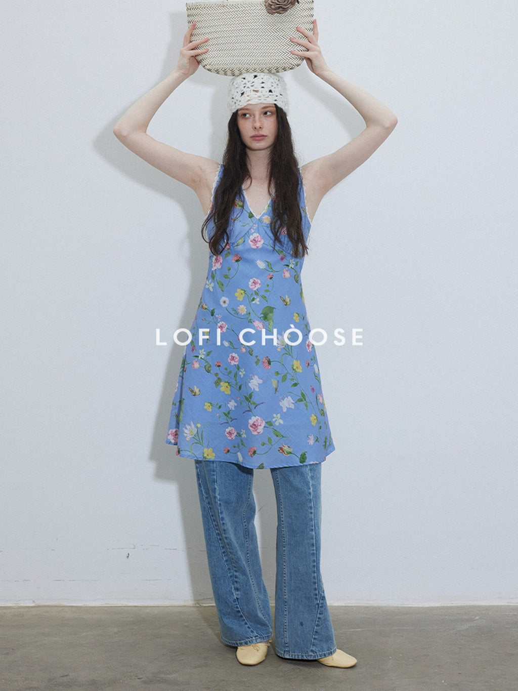 Lofi choose Printed Polyester Sleeveless V-neck A Line Casual Women Black Blue Midi Dresses