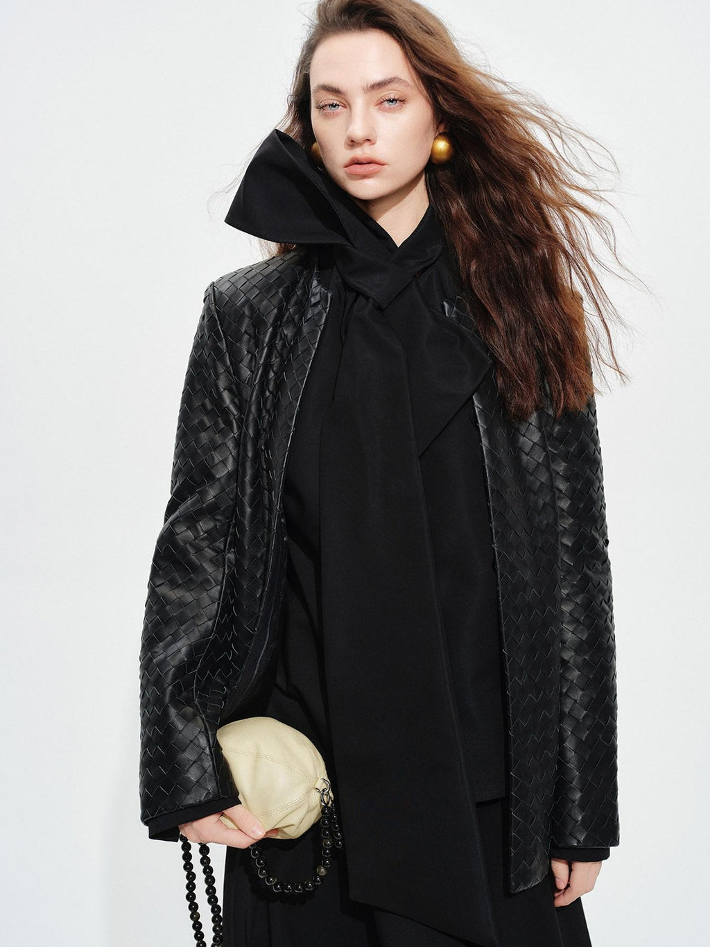 audreyyang Soft Lambskin Vintage Loose Fit Collarless Black Woven Women Leather Jackets