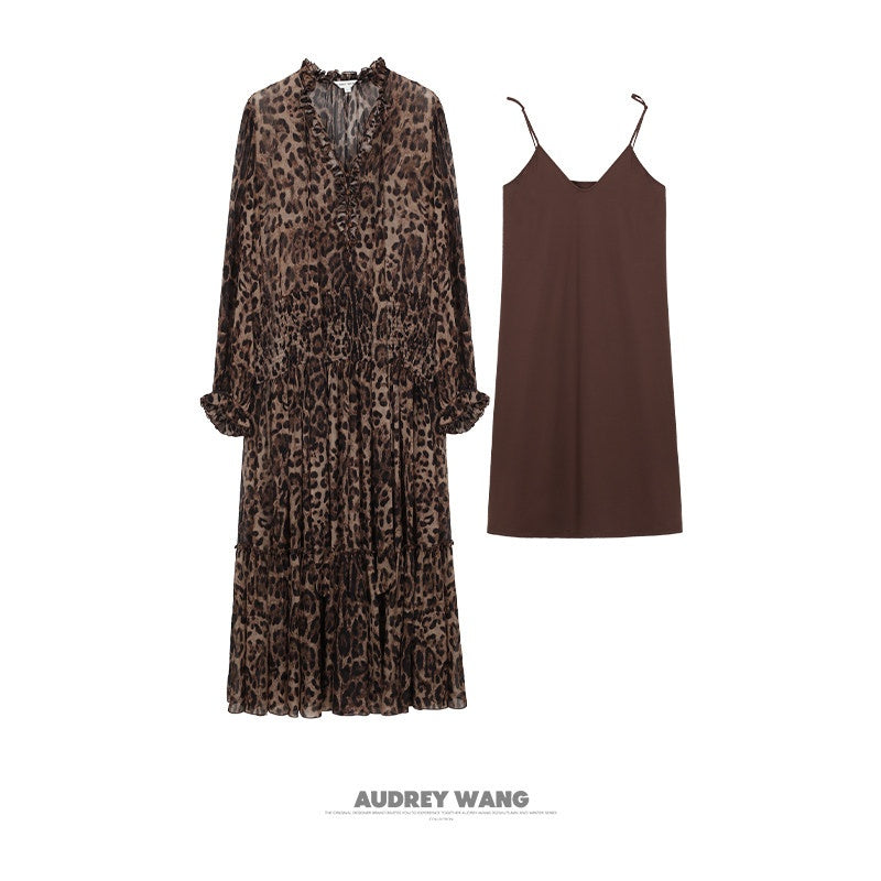 audreyyang_Silk_Blend_Leopard_Print_A_Line_Fitted_Waist_Long_Sleeve_Vacation_Maxi_Dresses_MISSTT