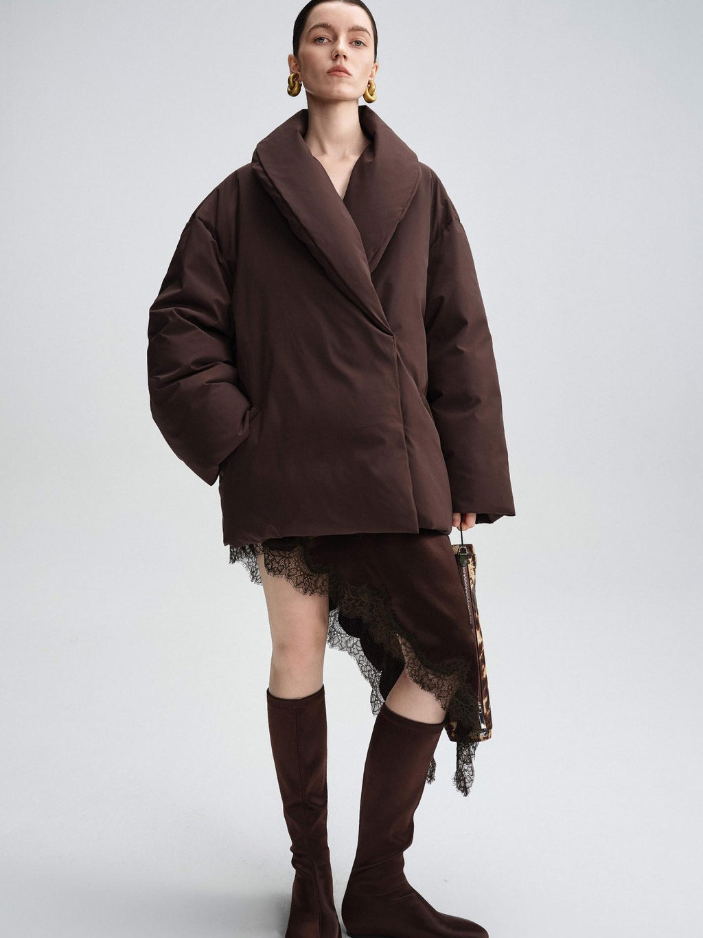 audreyyang Warm 90% Duck Down Loose Casual Stand Collar Women Chocolate Brown Down Jackets