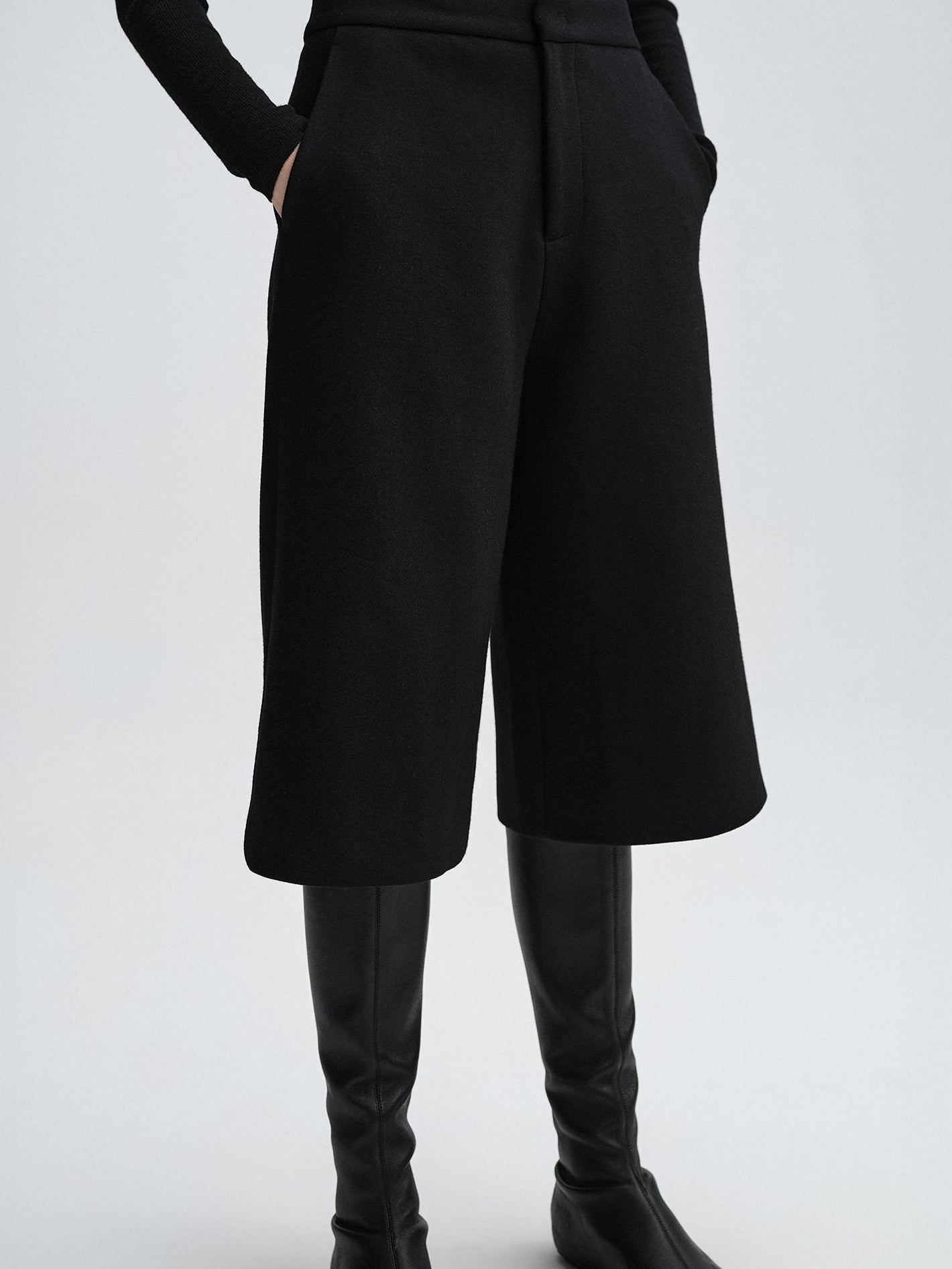 audreyyang Wool Blend Minimalist Wide Leg Natural Waist Womens Workwear Mid-Length Shorts
