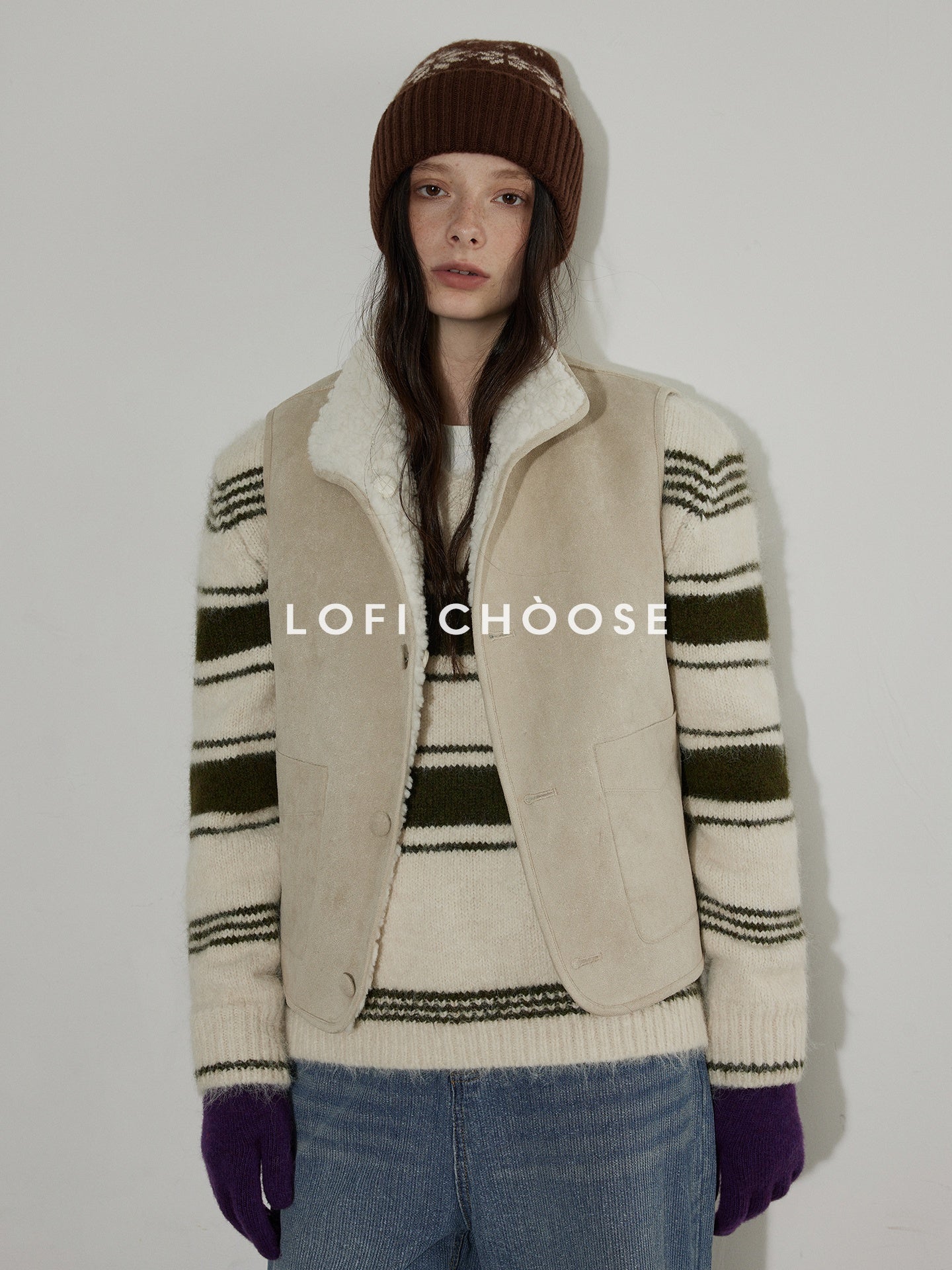 Lofi_choose_Insulated_Single_Breasted_Commuter_Office_Outerwear_Ivory_Dark_Green_Vests_MISSTT