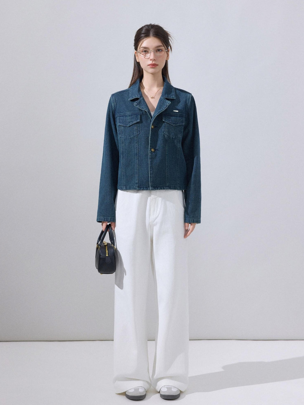 ikyou Cotton Blend Casual Regular Fit Short Button Blue Women Denim Jackets