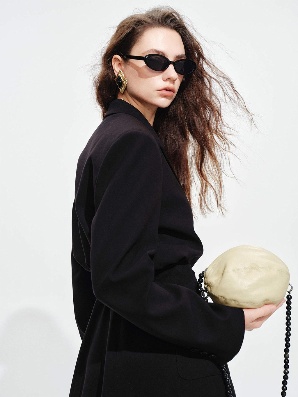 audreyyang Oversized Cinched Waist Short Notch Lapel One Button Black Polyester Blazers