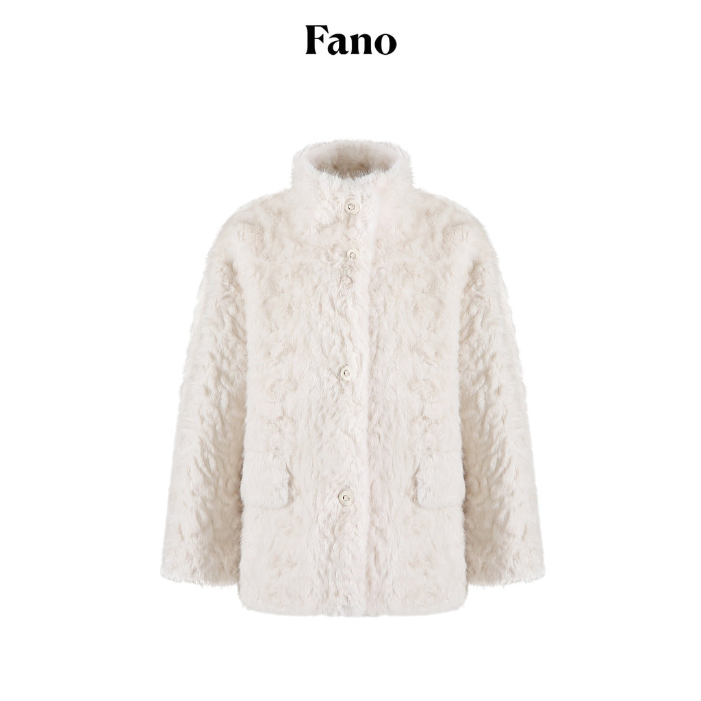 fano_Soft_Beige_Minimalist_Lapel_Collar_Loose_Fit_Young_Women_Everyday_Short_Coat_MISSTT
