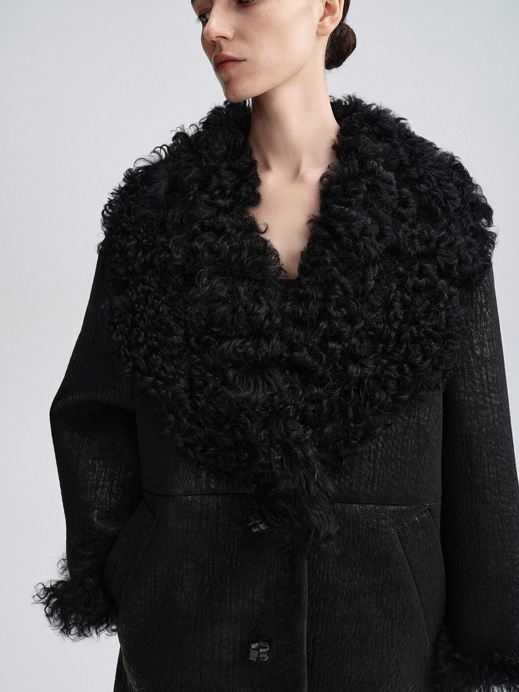 audreyyang Warm Wool Shearling Collar Patchwork Loose Midlength Women Black Long Coats