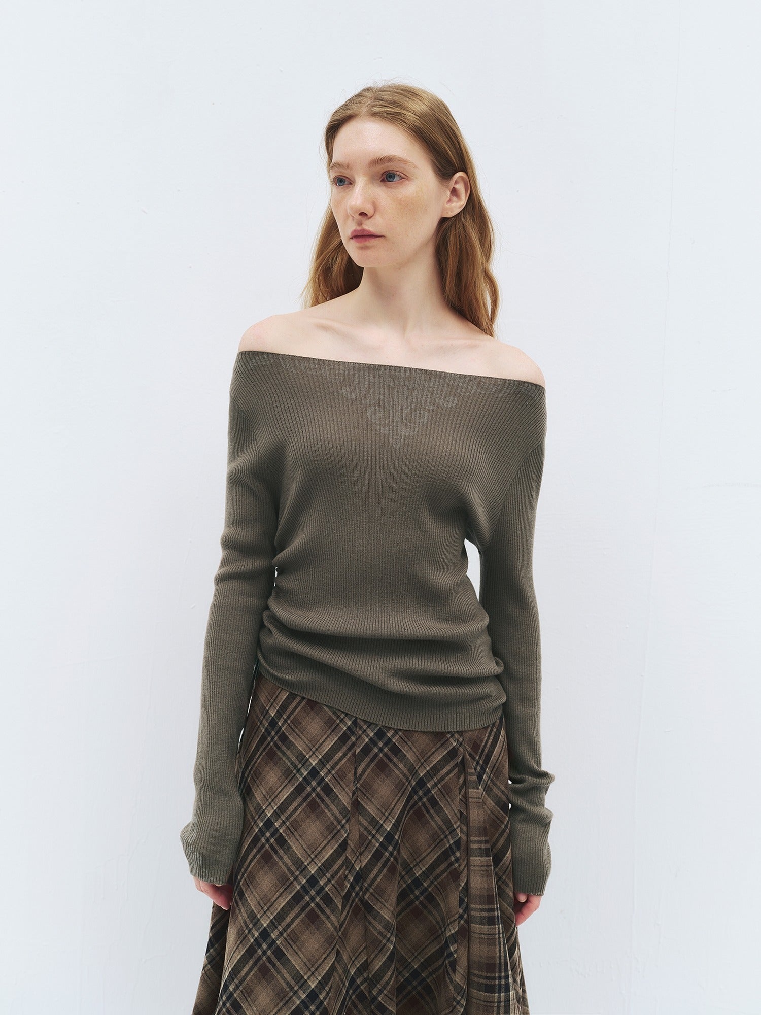 someonesometimes Soft Acrylic Wool Nylon Blend Slim Fit Printed Boat Neck Women Mud Green Sweater