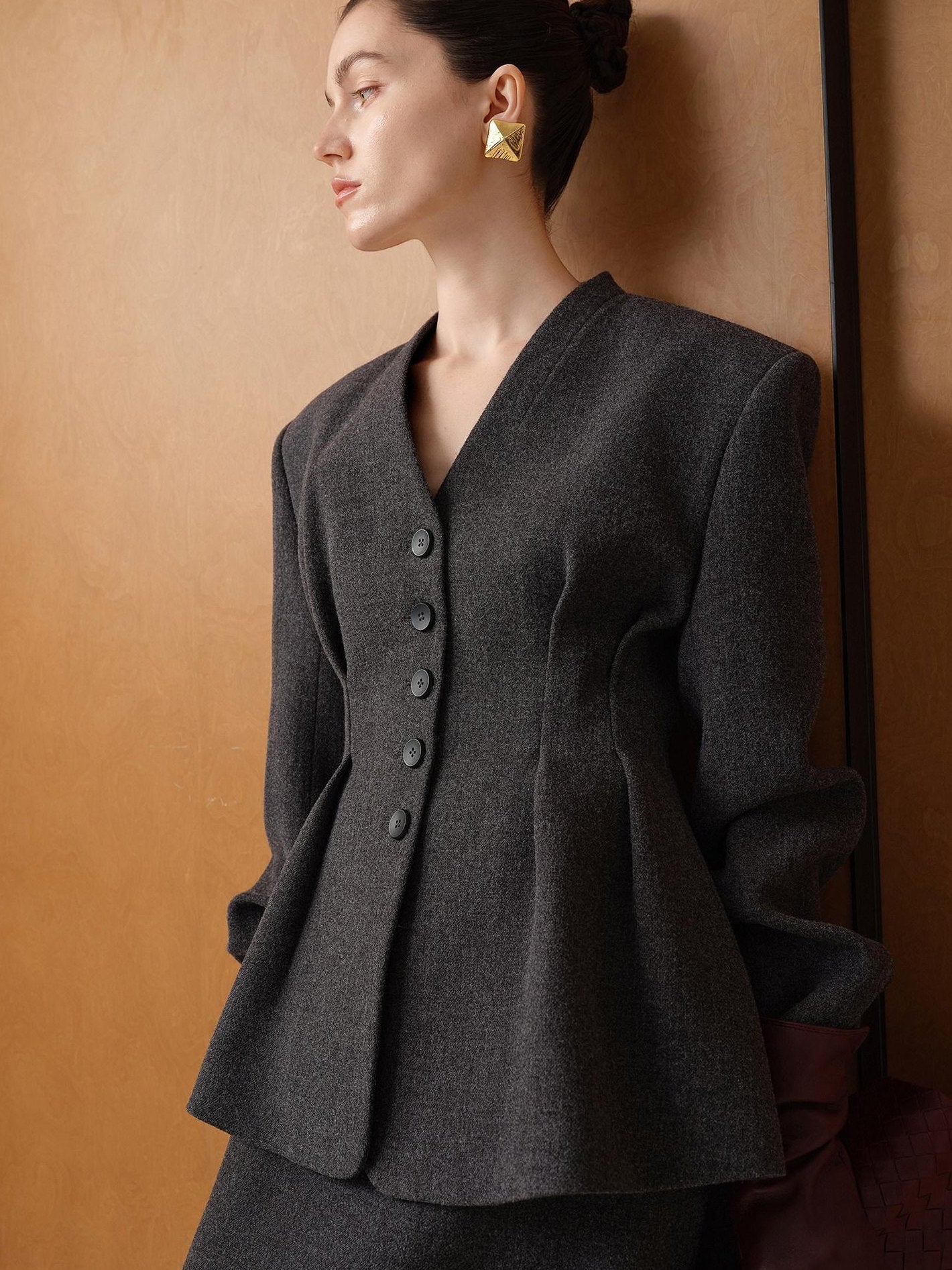 audreyyang Waist Cinch Slim Casual V-neck Single Breasted Women Office Black Wool Coats