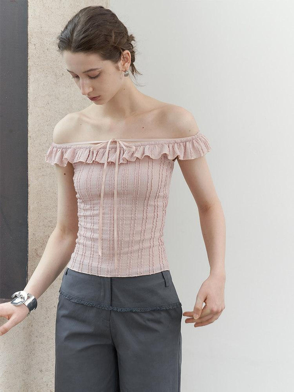 someonesometimes Lace Tie Slim Fit Short Solid Mauve Cream Daily Chic Off Shoulder Crop Tops