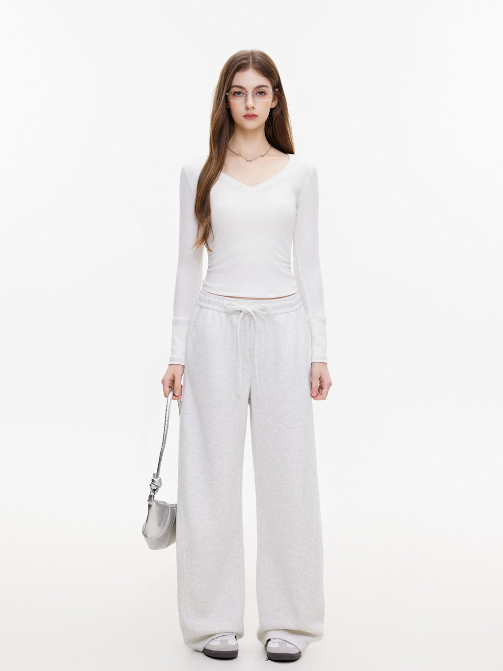ikyou Breathable V-neck Slim White Pullover Women Cropped Long Sleeve Crop Tops