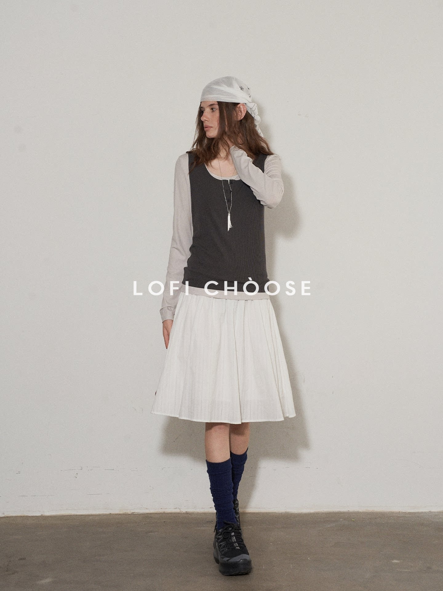 Lofi_choose_Slim_Fit_Commuter_Round_Neck_Women_Khaki_Green_Light_Gray_Long_Sleeve_T-Shirts_MISSTT