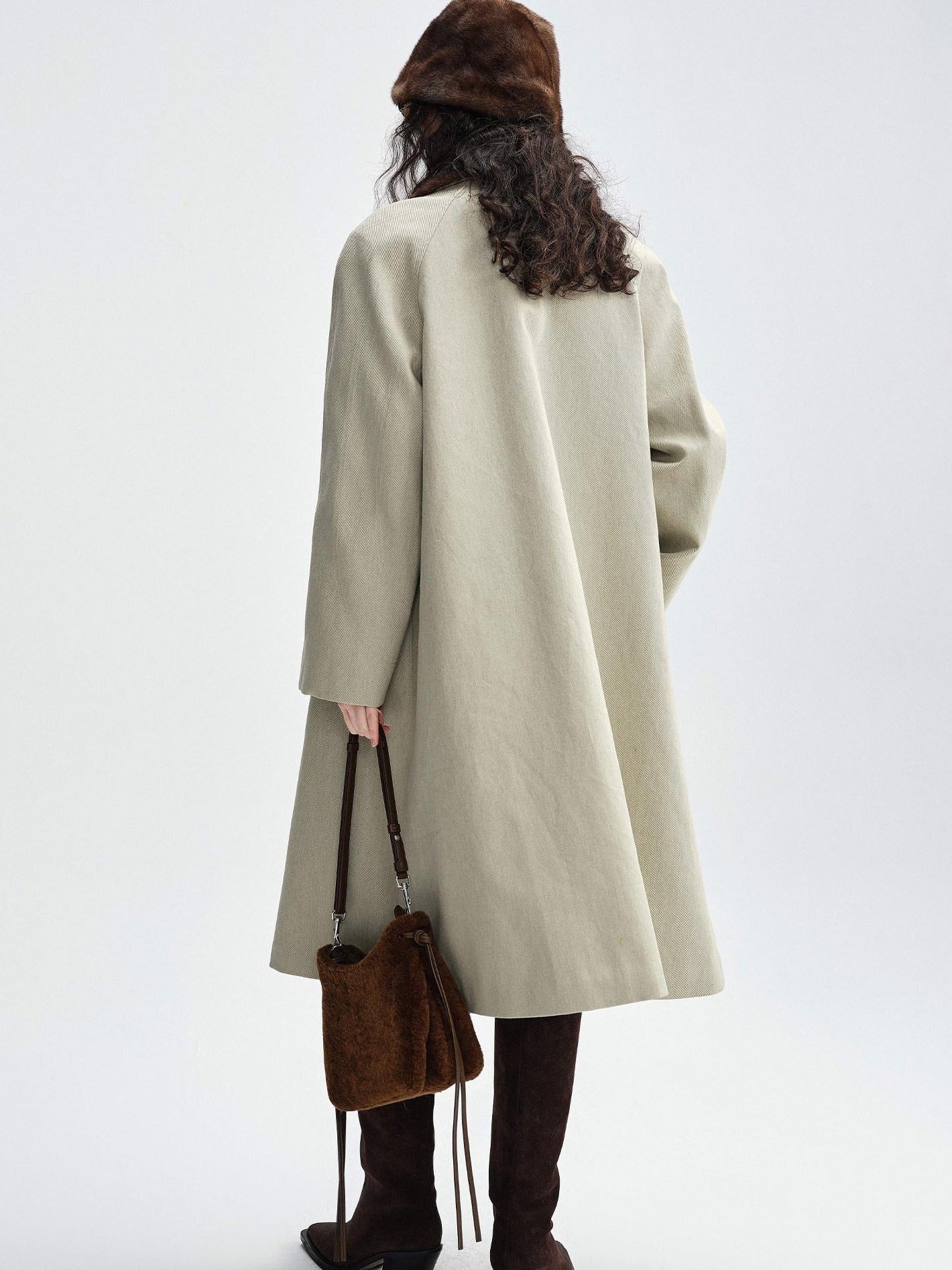 audreyyang Warm Thick Lapel Patchwork Slavic Loose Fit For Women Faux Fur Almond Long Coats