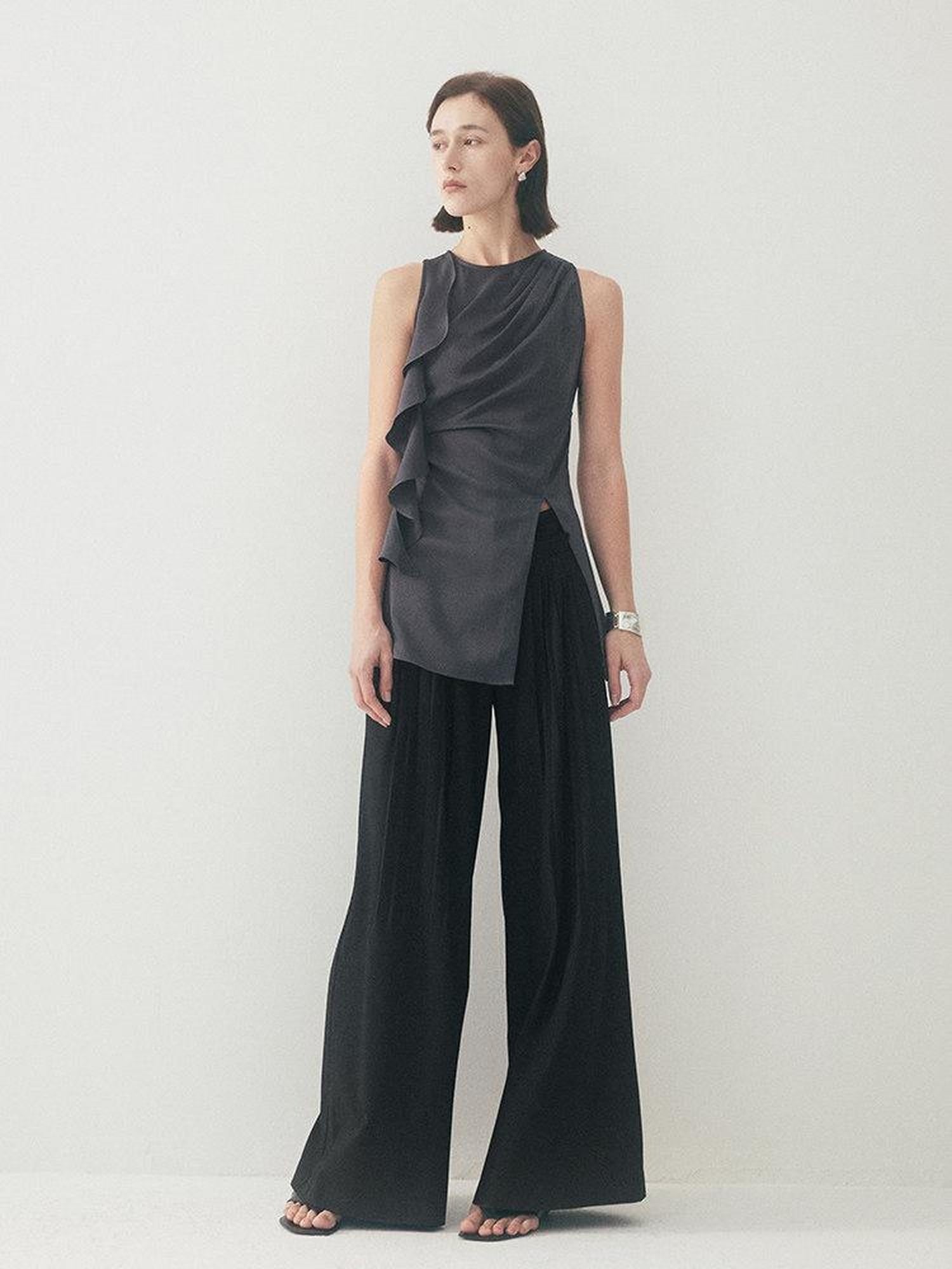someonesometimes Satin Strappy Original Design Slim Fit Elegant Gray Off Shoulder Crop Tops