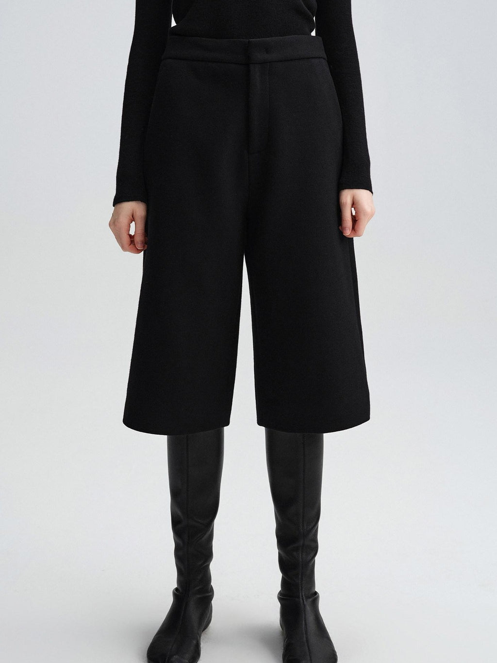 audreyyang Wool Blend Minimal Wide Leg Natural Waist Women Office Mid-Length Shorts