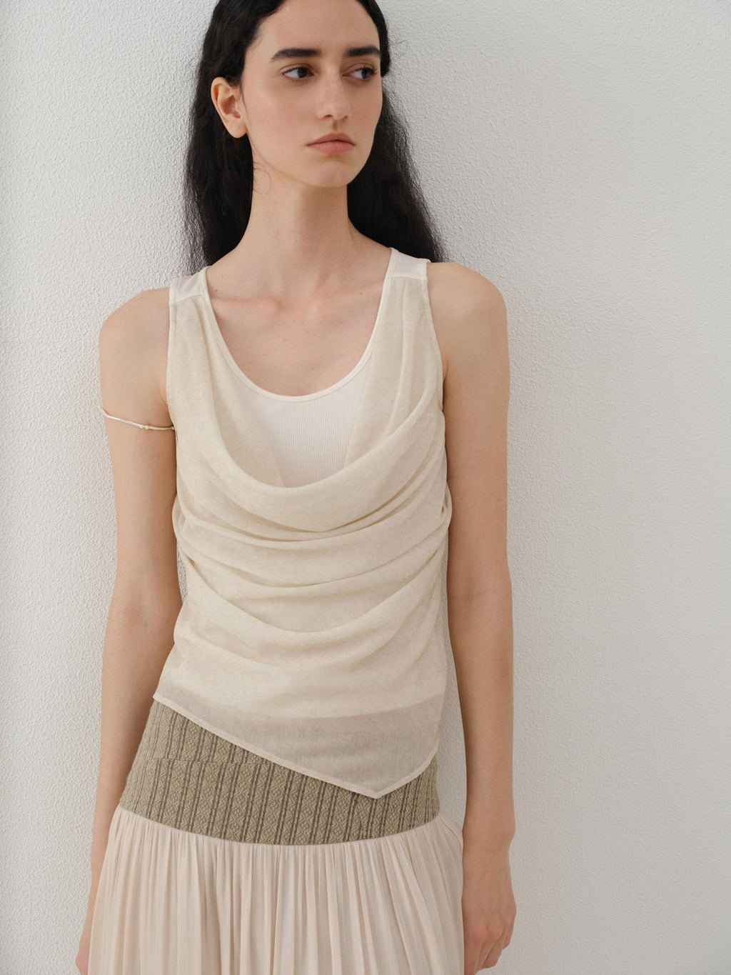 someonesometimes Tencel Wool Blend Slim Fit Commuter Workwear Unlined Beige Women Tank Tops
