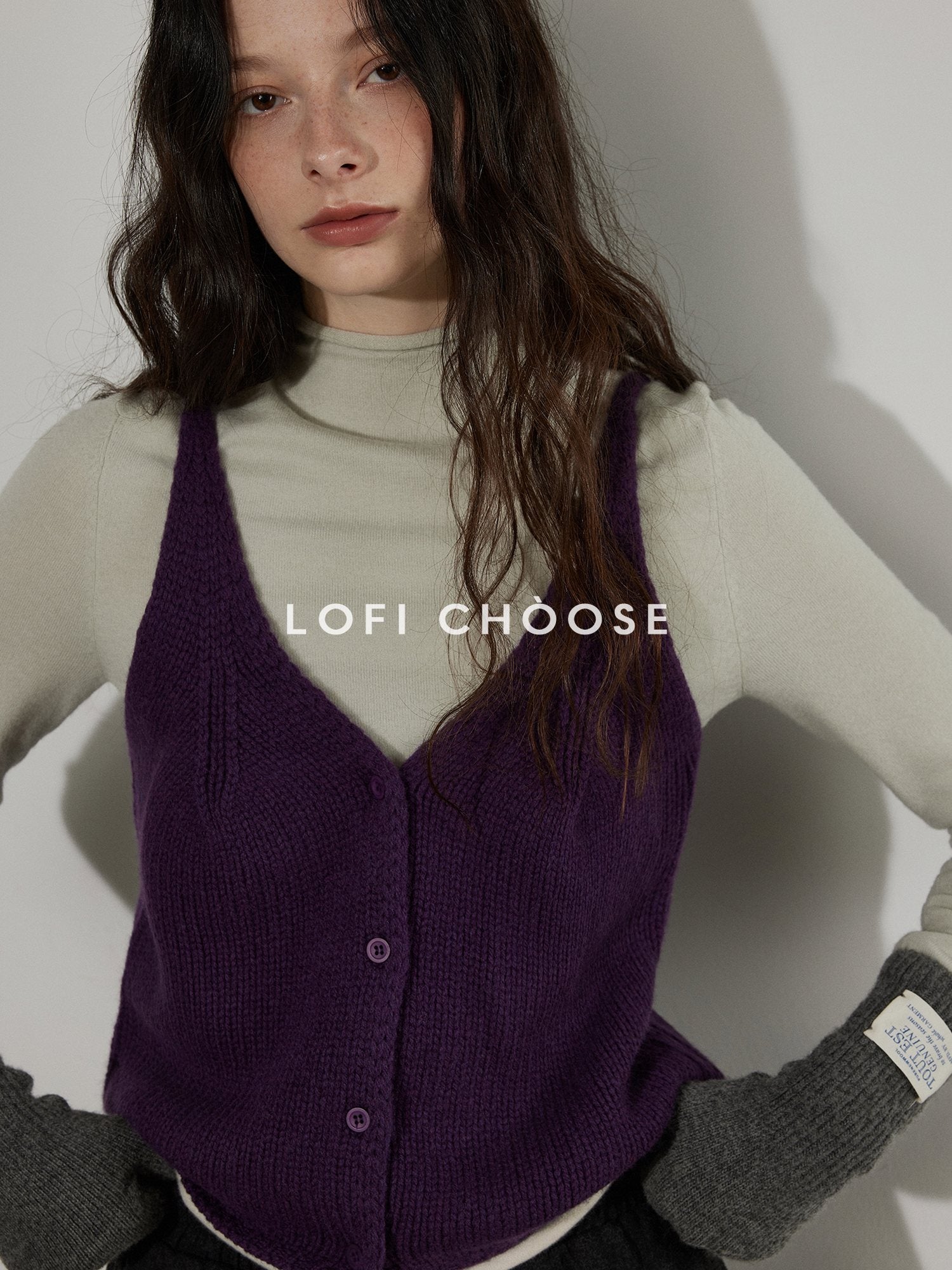 Lofi choose Pure Wool V-neck Cropped Button Front Office Sleeveless Knit Women Vests