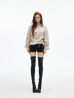 iamxiaa Antique Brass Embossed Buttons Low Waist Women's Twill Slim Short Trousers