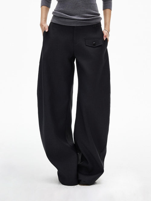 iamxiaa Black Gray Two Tone Structured Pocket Flap Curved Seam Minimalist Women's Chinos