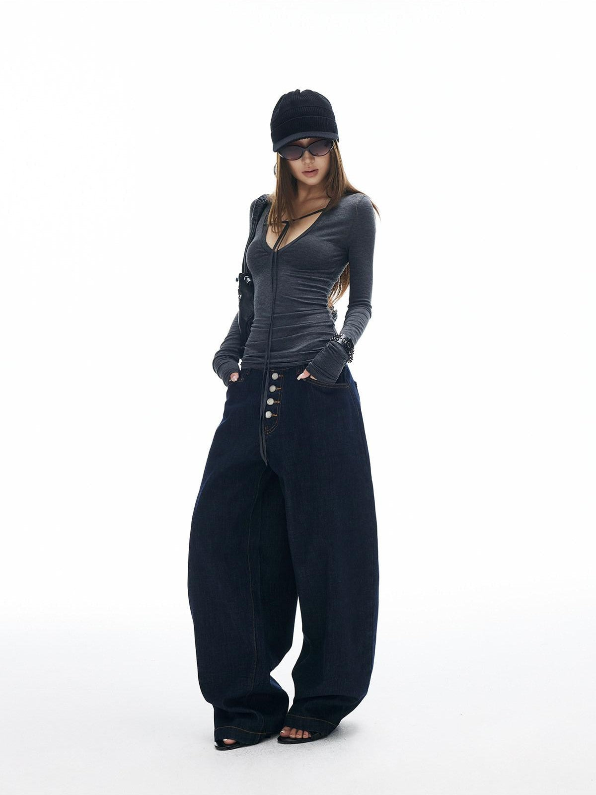 iamxiaa Button Fly Contrast Stitch Curved Cut Women's Raw Denim Wide-leg Jeans