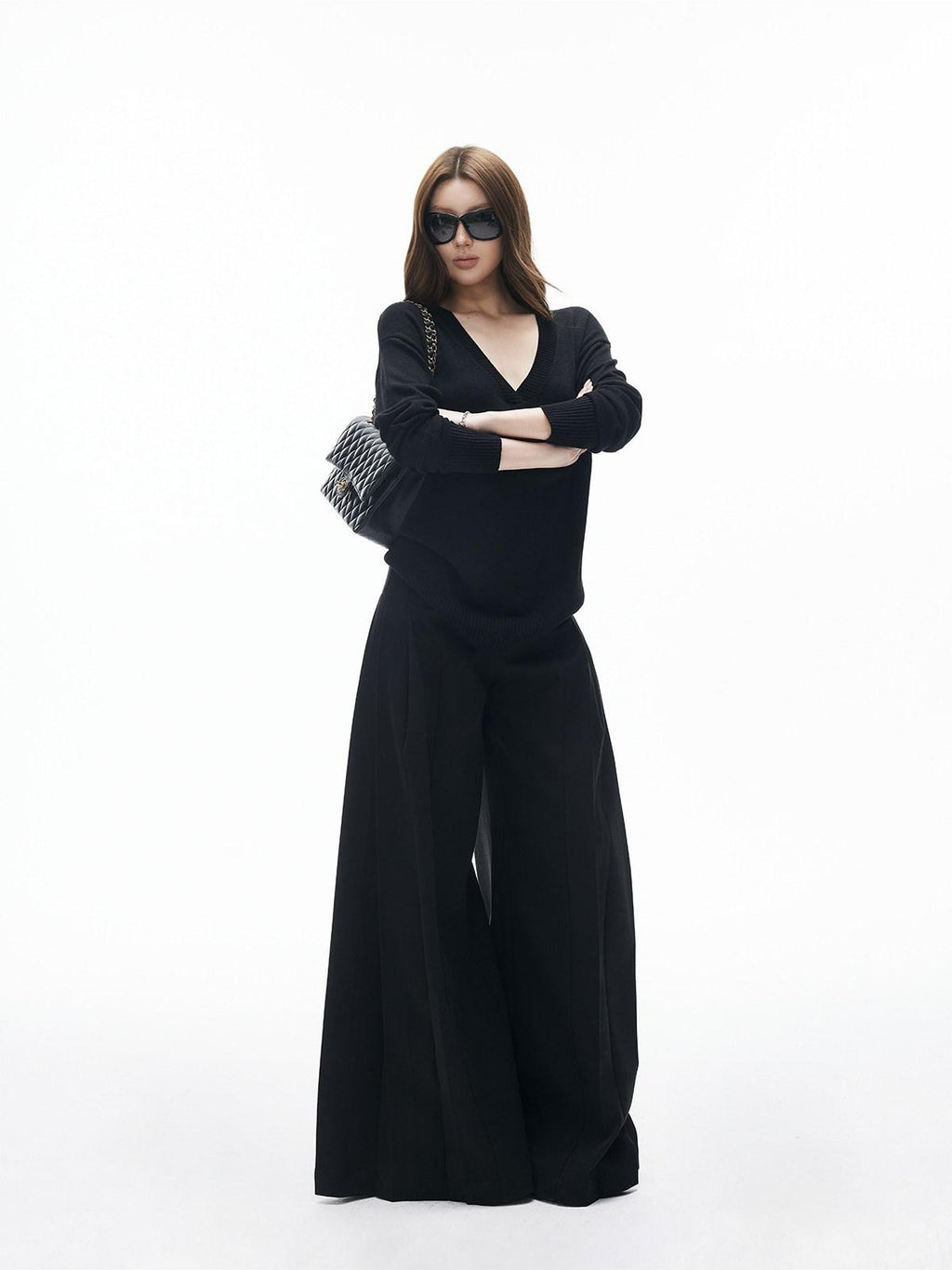 iamxiaa Classic Two Tone V-neck Drop Shoulder Relaxed Women's Elastic Spun Yarn Sweaters