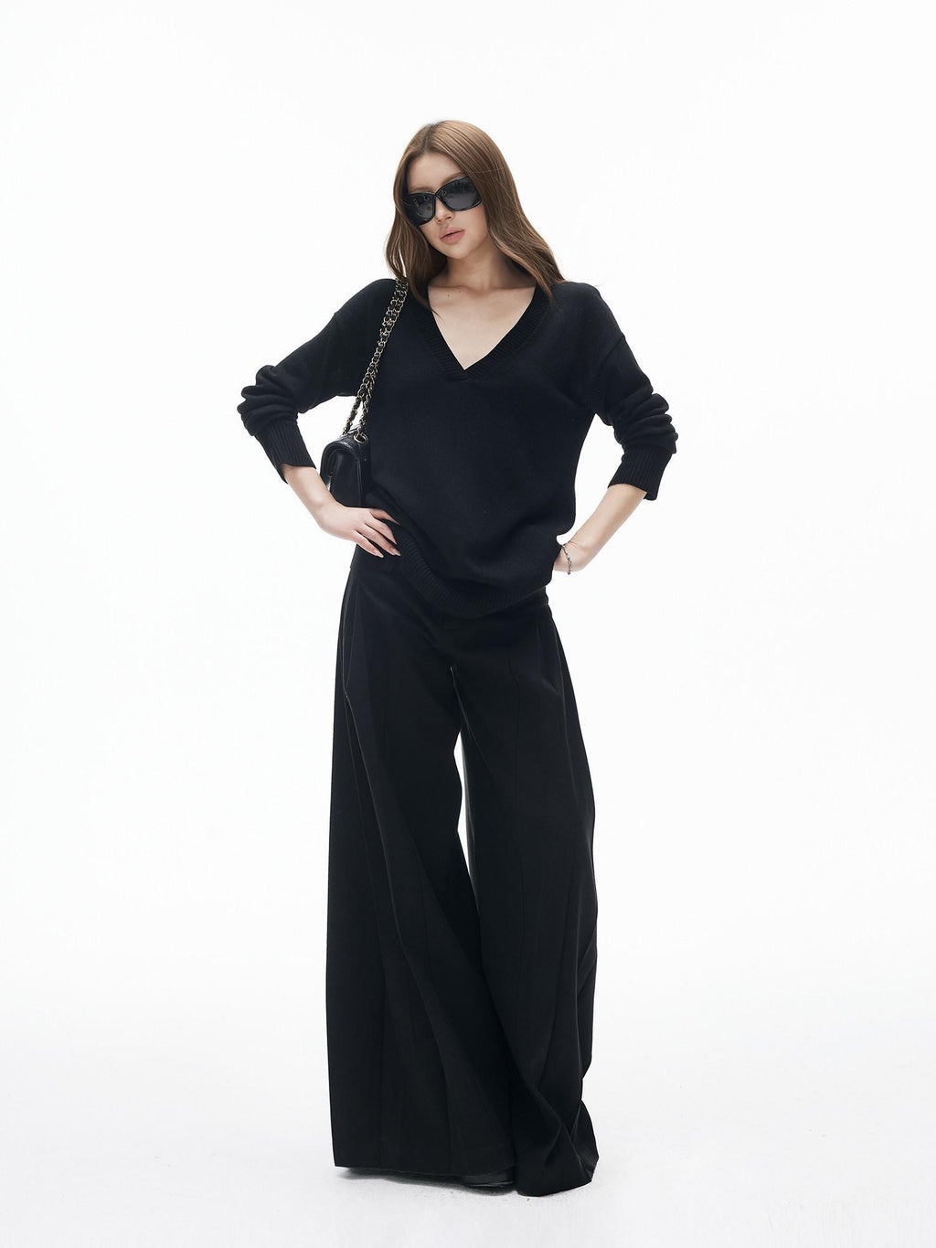 iamxiaa Classic Two Tone V-neck Drop Shoulder Relaxed Women's Elastic Spun Yarn Sweaters