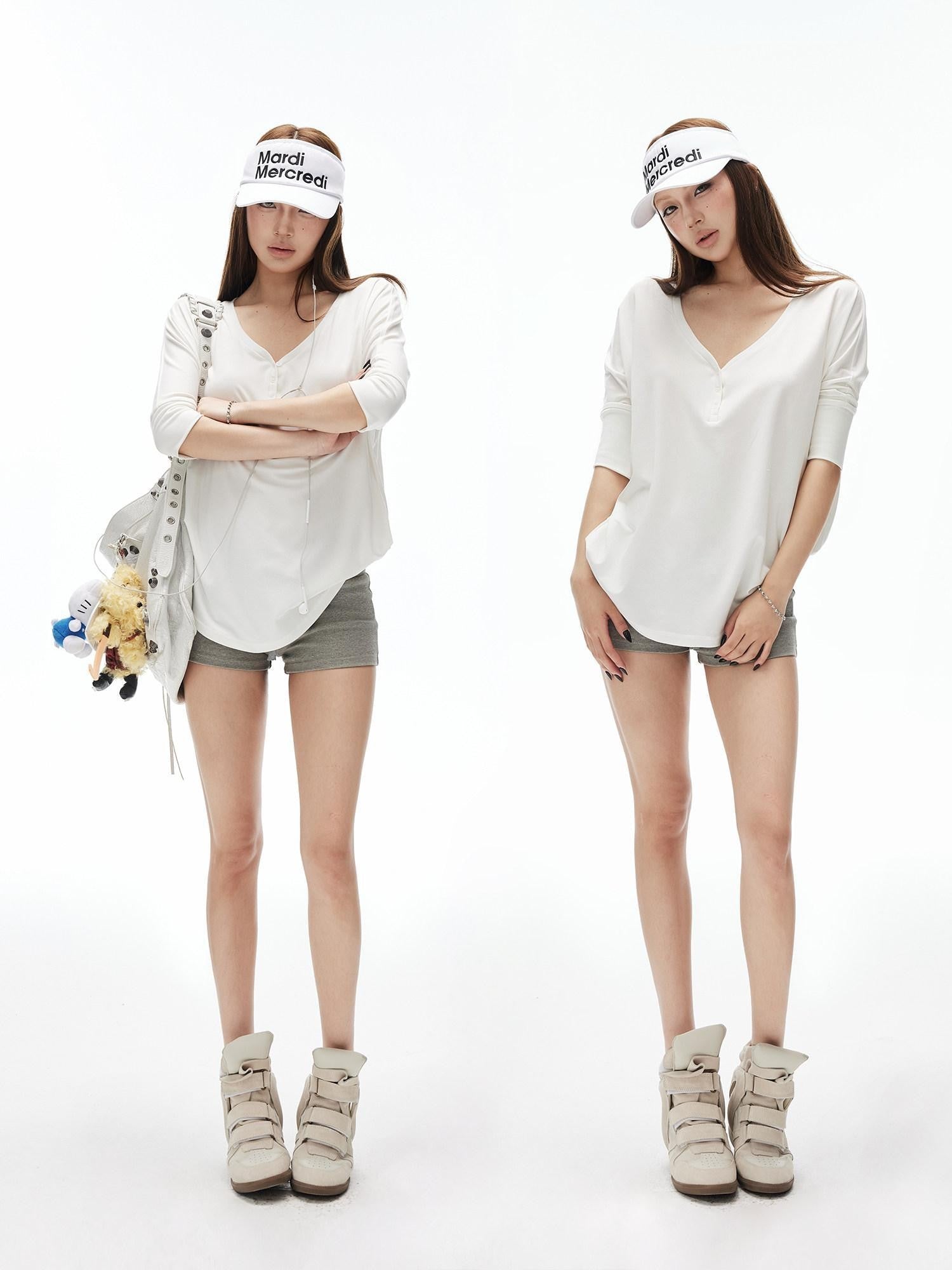 iamxiaa Soft Drape Heart Henley Collar Shell Buttons Women's Short Sleeve T-shirts
