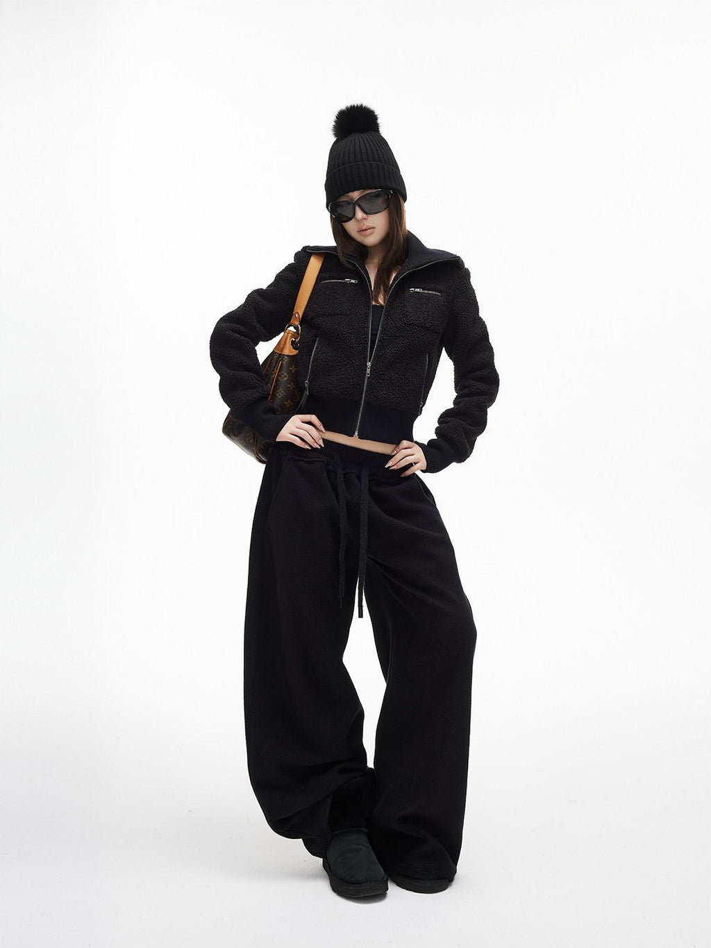iamxiaa Soft Drawstring Elastic Waist Relaxed Curved Hem Women's Fleece Chinos