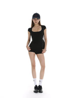 iamxiaa Two Tone Ribbed Panel Fold Over Cuff Slim Hip Hugging Women's Short Trousers