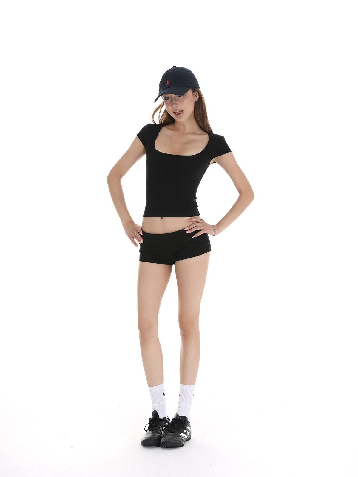 iamxiaa Two Tone Ribbed Panel Fold Over Cuff Slim Hip Hugging Women's Short Trousers