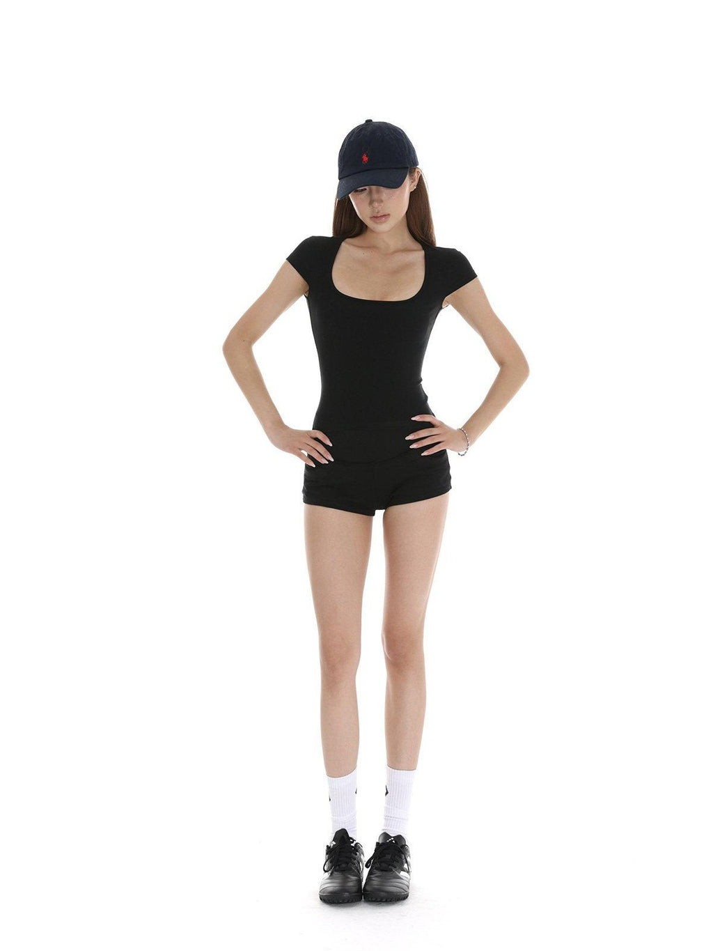 iamxiaa Two Tone Ribbed Panel Fold Over Cuff Slim Hip Hugging Women's Short Trousers