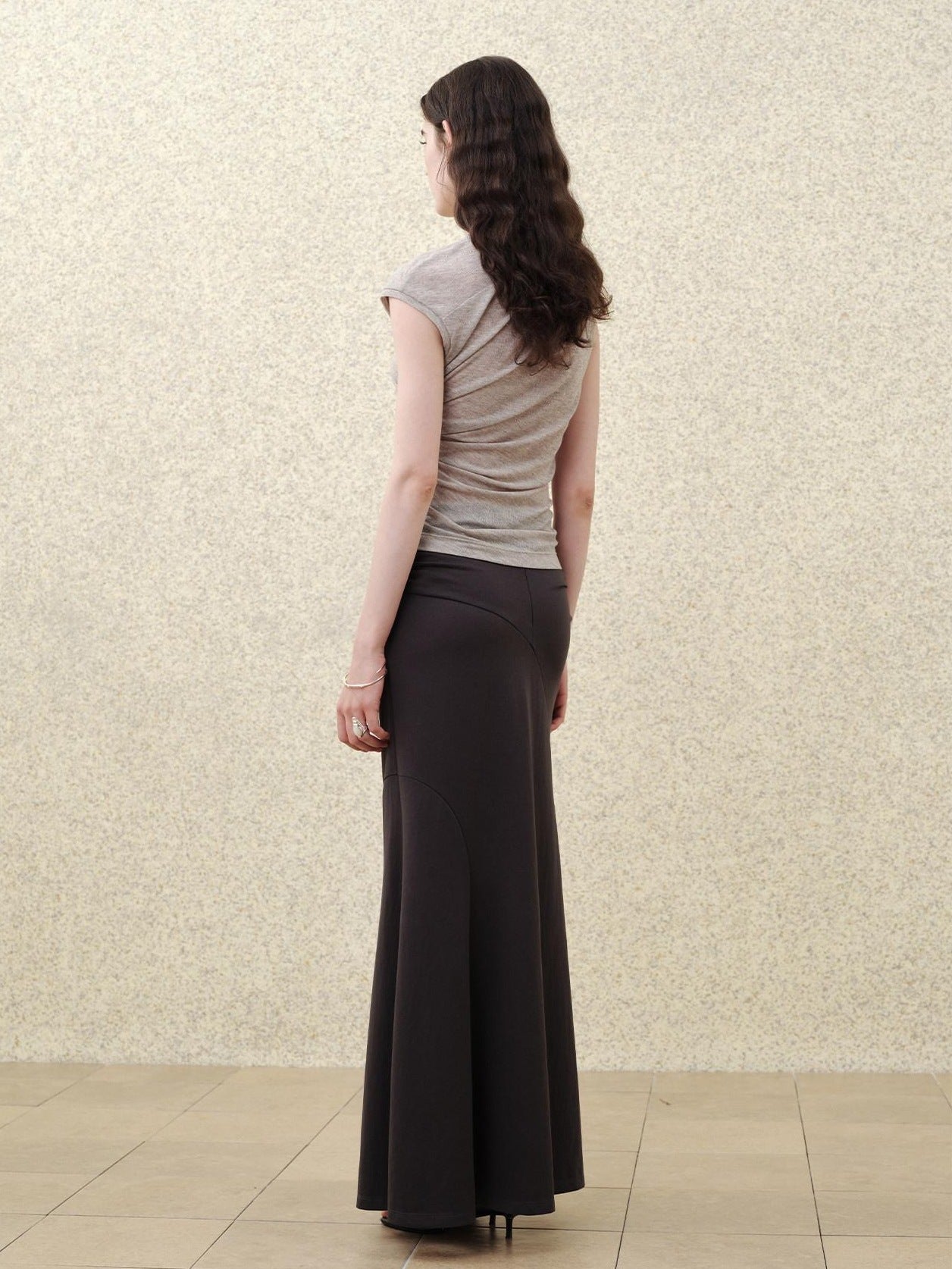 someonesometimes High Waist Streamline Slim Cotton Lyocell Mix Back Zip Fishtail Skirt