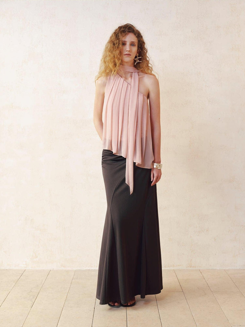 someonesometimes High Waist Streamline Slim Cotton Lyocell Mix Back Zip Fishtail Skirt