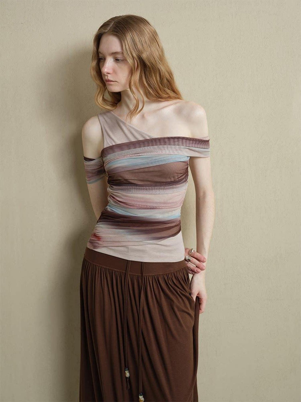 someonesometimes Icy Tie Dye Slim Fit Asymmetric Shoulder Women Workwear Off Shoulder Crop Tops