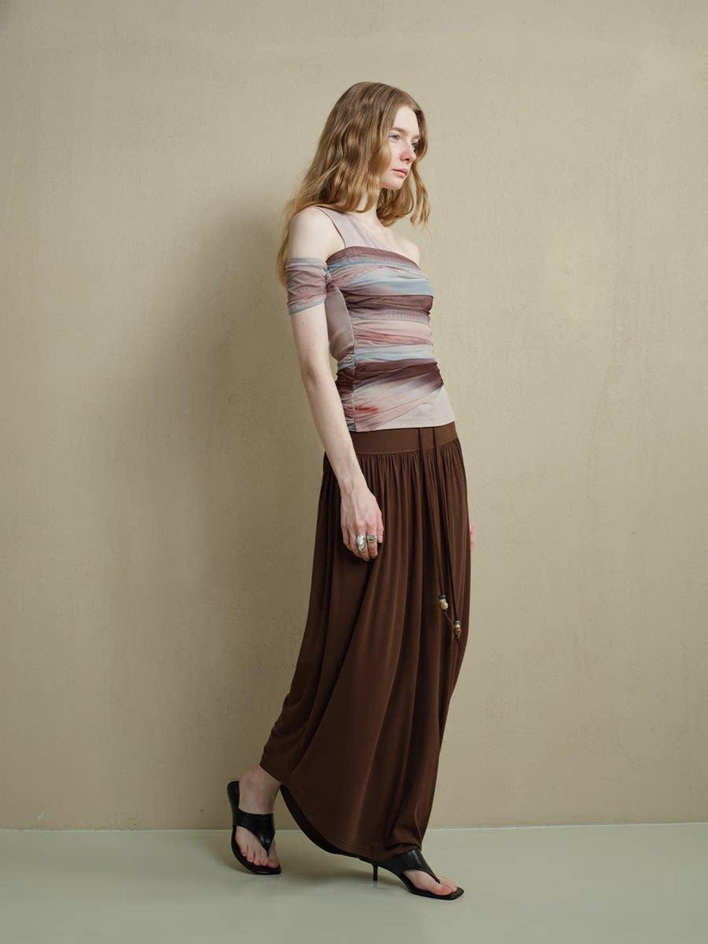 someonesometimes Icy Tie Dye Slim Fit Asymmetric Shoulder Women Workwear Off Shoulder Crop Tops