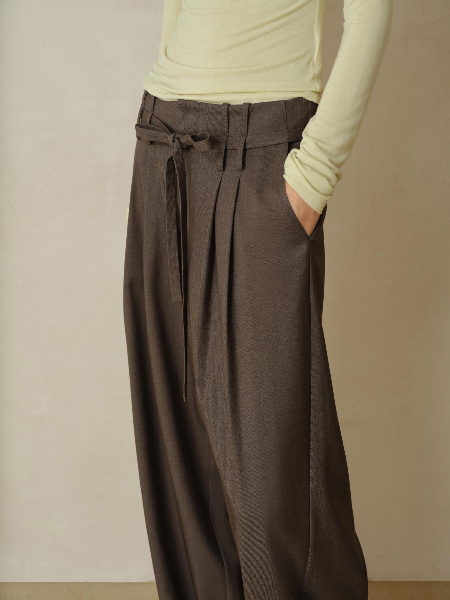 someonesometimes Pleated Commuter Natural Waist Tea Brown Lyocell Blend Wide Leg Pants