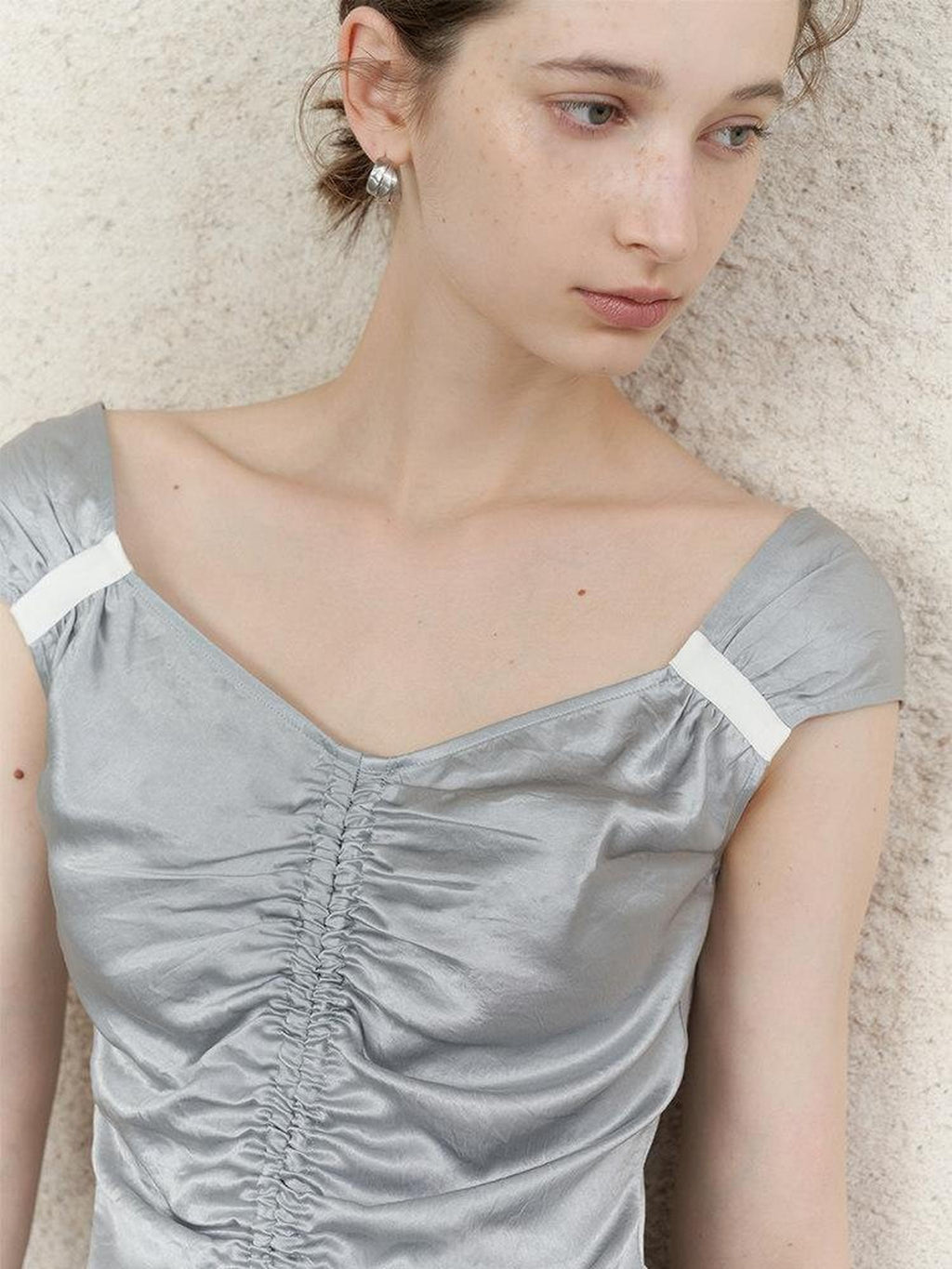 someonesometimes Ruched V-neck Slim Fit Silver Gray Acetate Sleeveless Off Shoulder Crop Tops