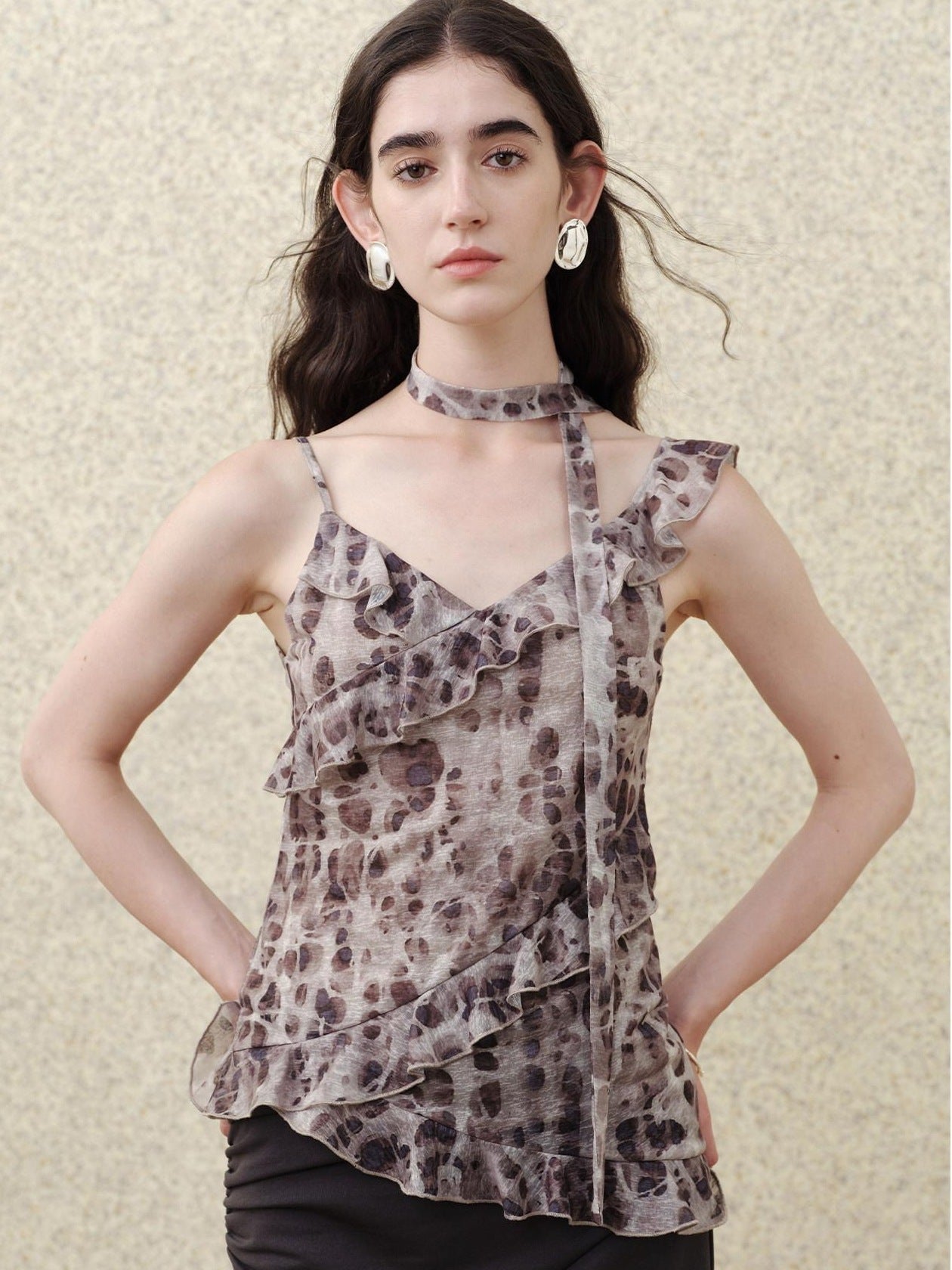 someonesometimes Slim Fit V-neck Strappy Mid Length Women Leopard Print Amber Brown Camisoles