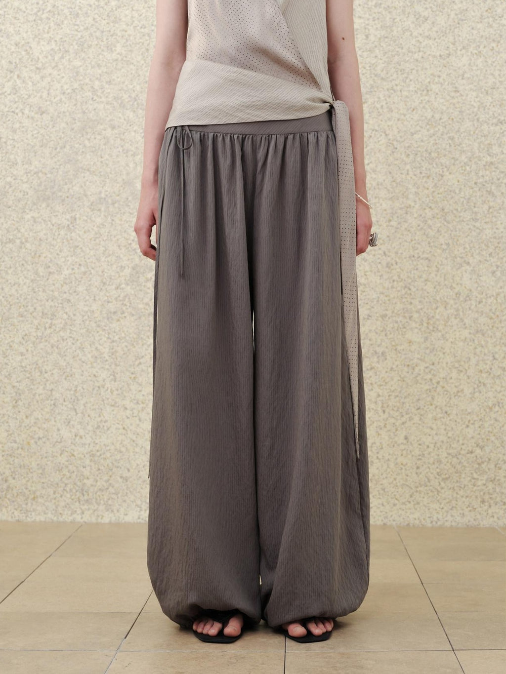 someonesometimes Soft Modal Lantern Natural Waist Button Fly Women Smoke Gray Wide Leg Pants