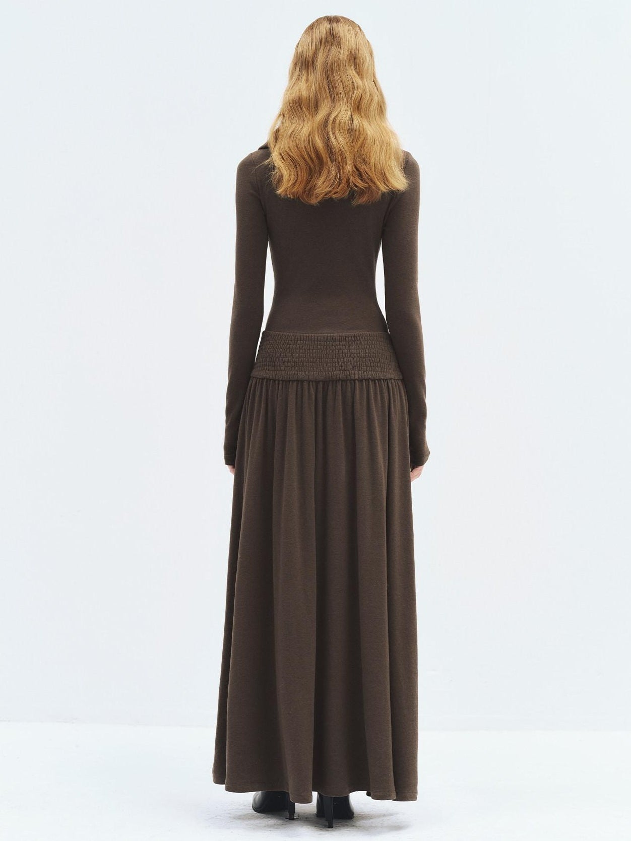 someonesometimes Viscose Blend Minimalist Long Sleeve H Cut Slim Women Travel Maxi Dresses