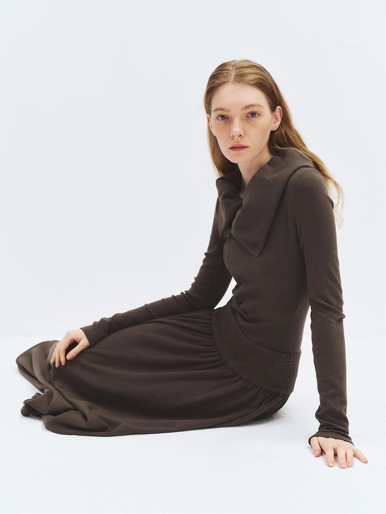 someonesometimes Viscose Blend Minimalist Long Sleeve H Cut Slim Women Travel Maxi Dresses